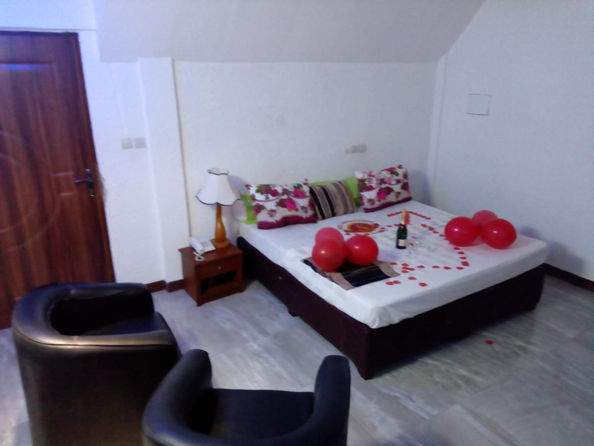 Senateur Hotel Agontinkon 科托努 外观 照片
