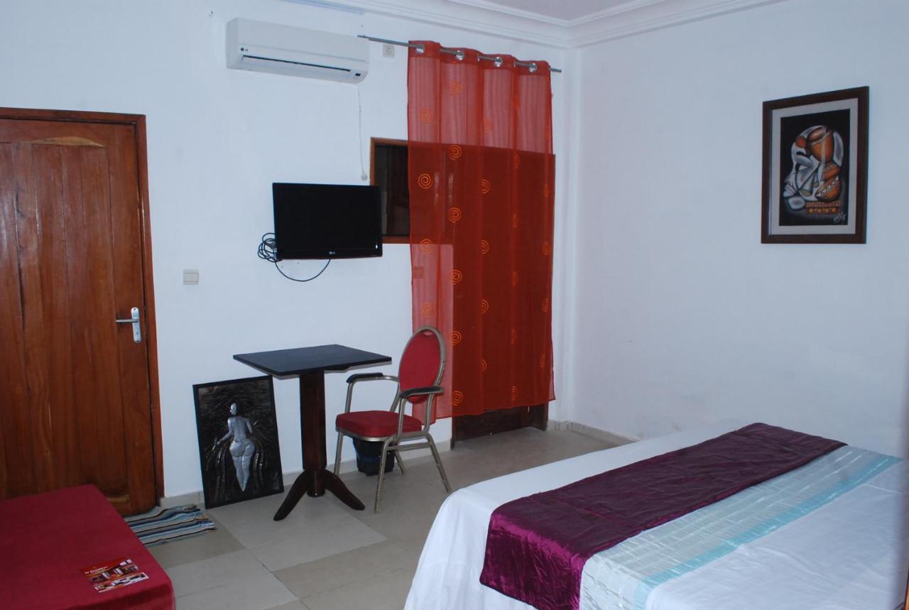 Senateur Hotel Agontinkon 科托努 外观 照片
