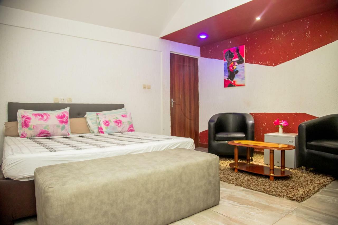 Senateur Hotel Agontinkon 科托努 外观 照片