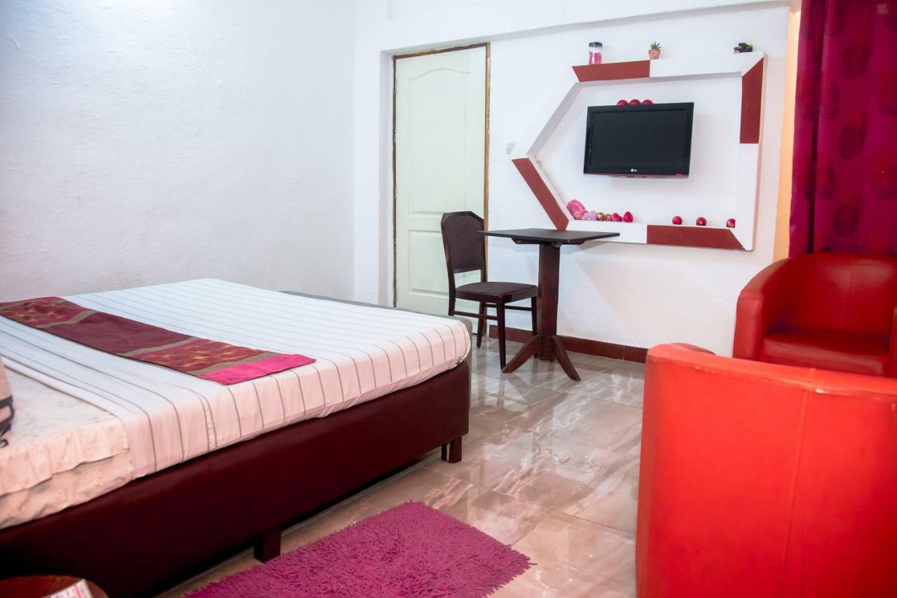 Senateur Hotel Agontinkon 科托努 外观 照片