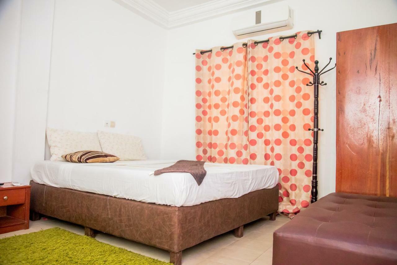 Senateur Hotel Agontinkon 科托努 外观 照片